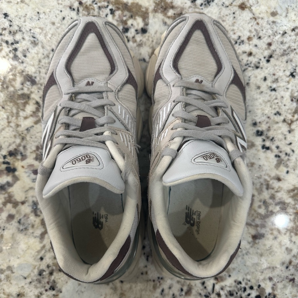New Balance 9060 - Picture 4 of 11